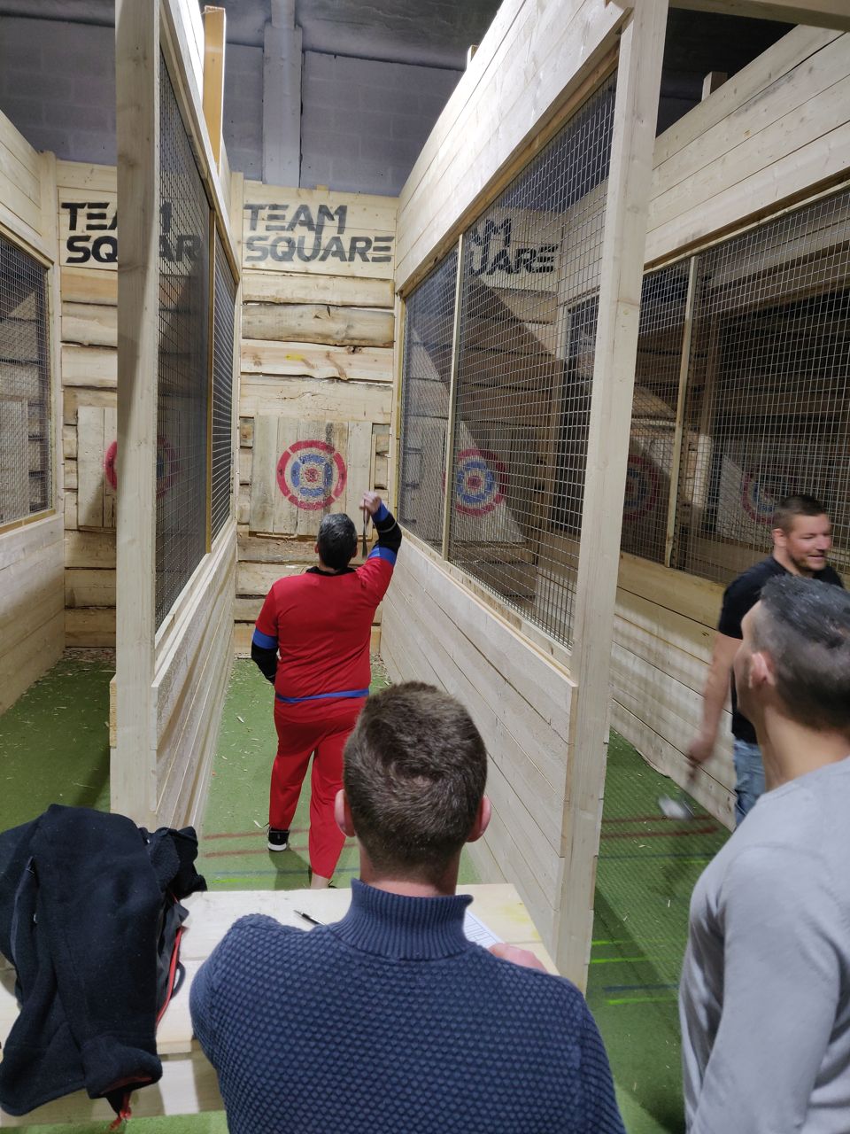 Lancer de hache dans les Hauts-de-France chez Team Square